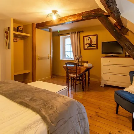 D'hotes Elegantes A Avec Piscine Chauffee Et Wifi - Fr-1-622-115 *