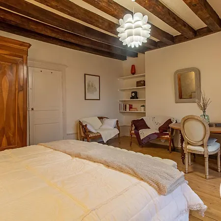 D'hotes Elegantes A Avec Piscine Chauffee Et Wifi - Fr-1-622-115 La Menitré