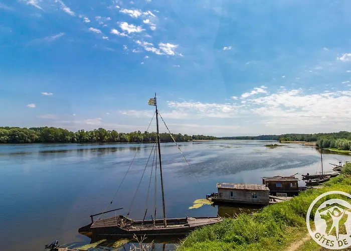Panzió D'hotes Elegantes A Avec Piscine Chauffee Et Wifi - Fr-1-622-115 La Menitré