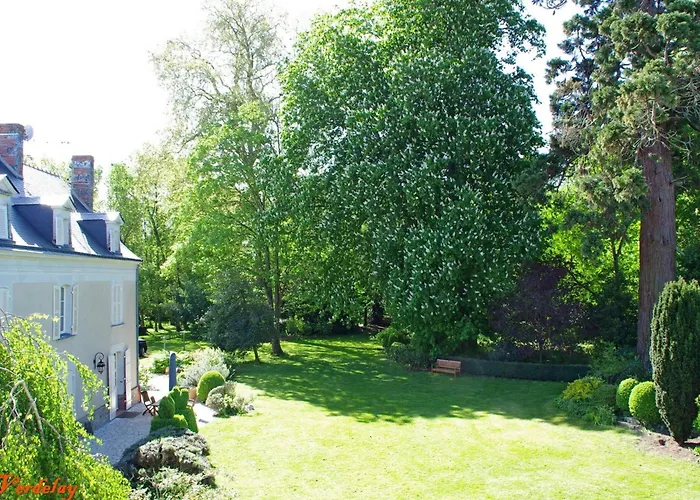 D'hotes Elegantes A Avec Piscine Chauffee Et Wifi - Fr-1-622-115 Panzió